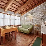 Cozy In With Wifi Apartamento *